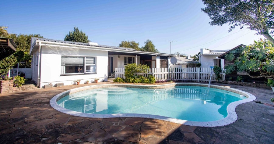 4 Bedroom Property for Sale in Berea Eastern Cape